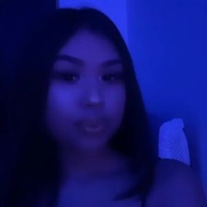 Meet your Posher, Elaine